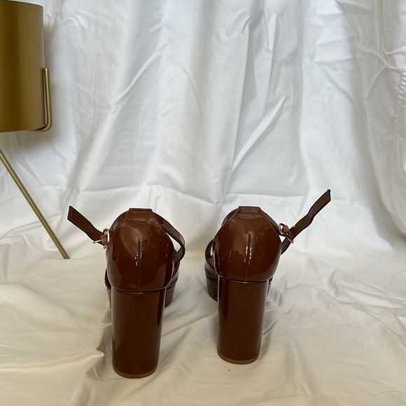 Chunky Sandal Heel - Picture 2 of 4